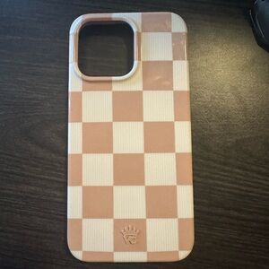 Velvet Caviar Checkered Phone Case - Tan and Cream
